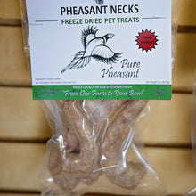 Cargar imagen en el visor de la galería, Cuellos de faisán liofilizados para perros o gatos, 2 oz