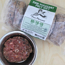 Cargar imagen en el visor de la galería, Presa de faisán cruda congelada, hamburguesas de 8 ct y ½ lb (descontinuadas)